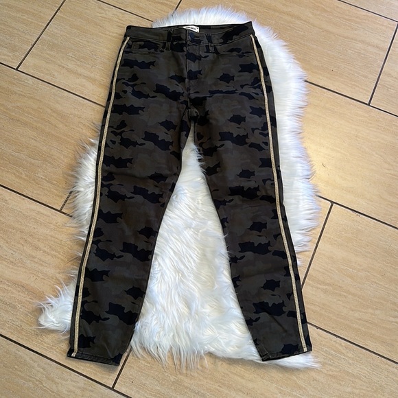 L’Agence Margot Skinny High Rise in Camo Stone Jeans - Picture 4 of 10